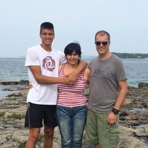 Meet your Posher, Sanja